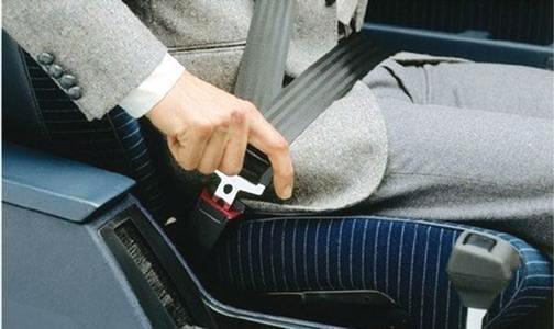 汽车安全带怎么清洗?